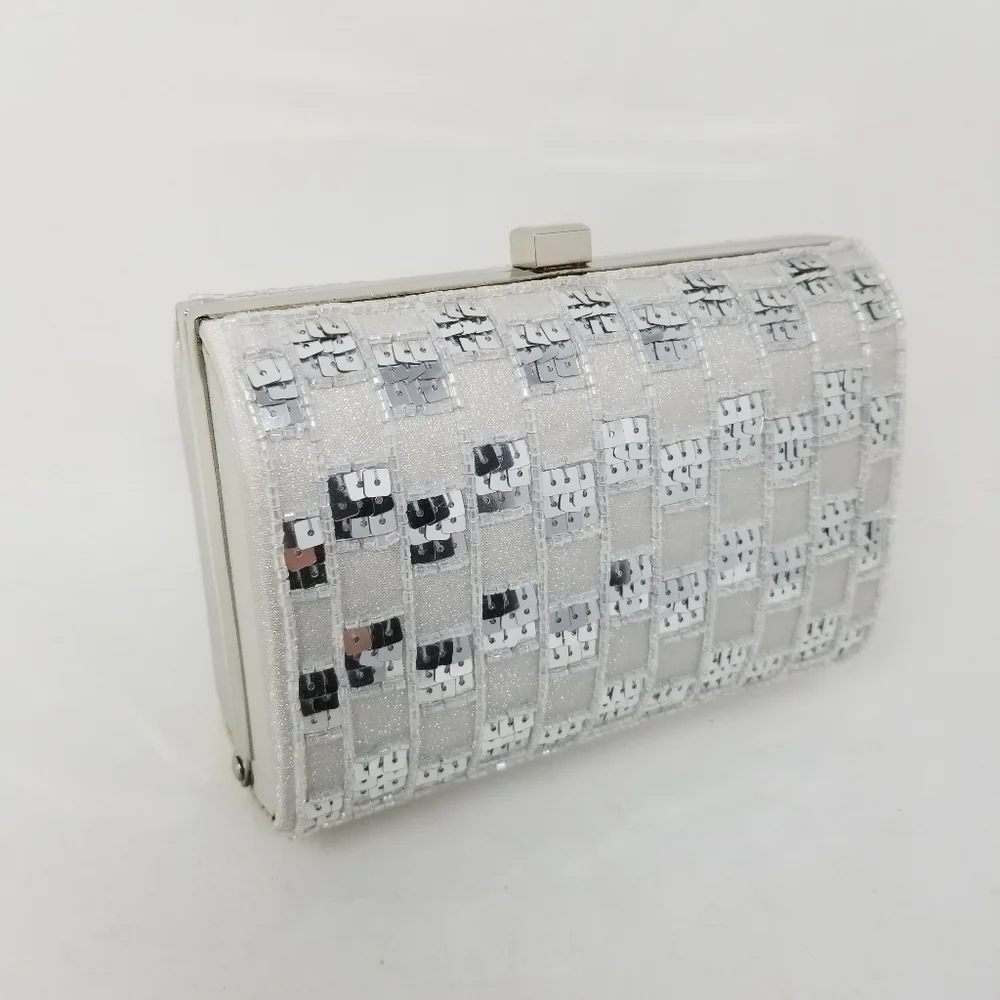 Evening Hand Bag Clutch Purse Beaded Sequin Silver Tone Frame Chain Boxy Vintage